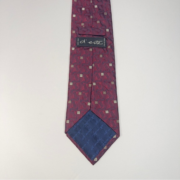 D’este 100% Silk Tie Made in Italy Burgundy with Geometric Iridescent Pattern - Picture 5 of 7